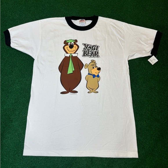 Vintage Yogi Bear Cartoon Network 90s Y2K Boomarang Cartoon Lrg Ringer T Shirt
